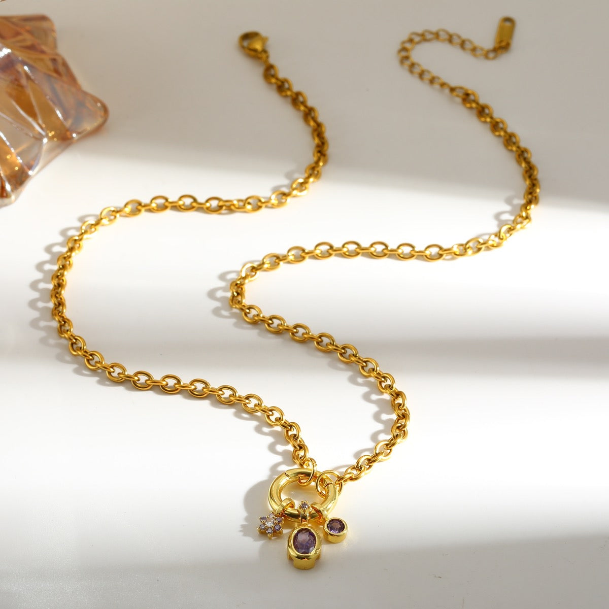 Nour Lilac Necklace