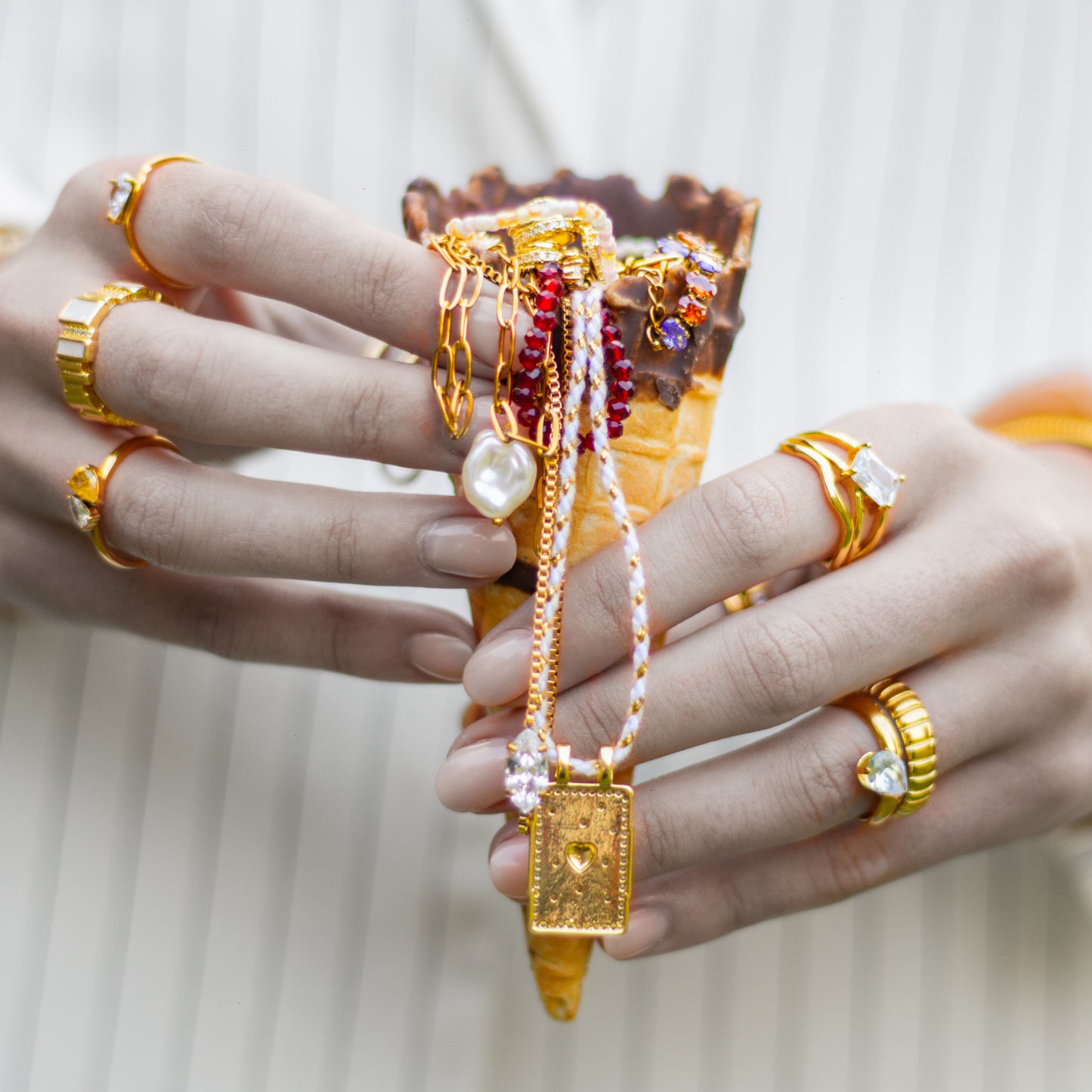 Layali Wave Ring